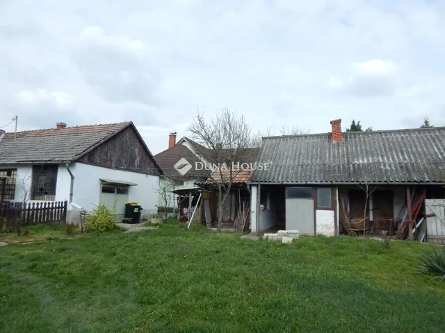 Eladó ház Enying 96 nm