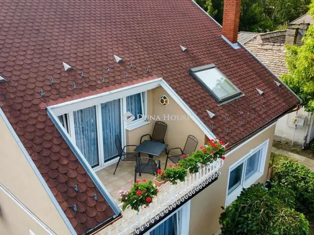 Eladó ház Siófok, Belváros 240 nm