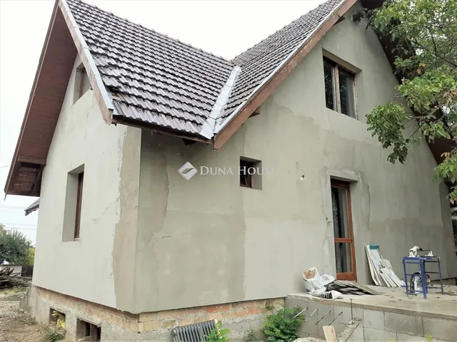 Eladó ház Ádánd 180 nm