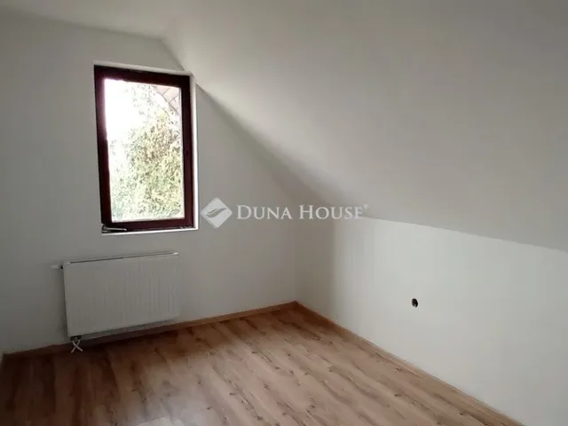 Eladó ház Ádánd 180 nm