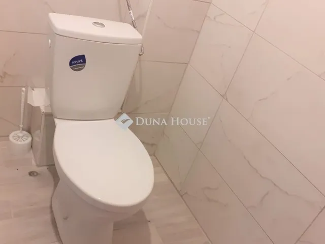 Eladó ház Ádánd 180 nm