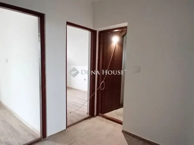 Eladó ház Ádánd 180 nm