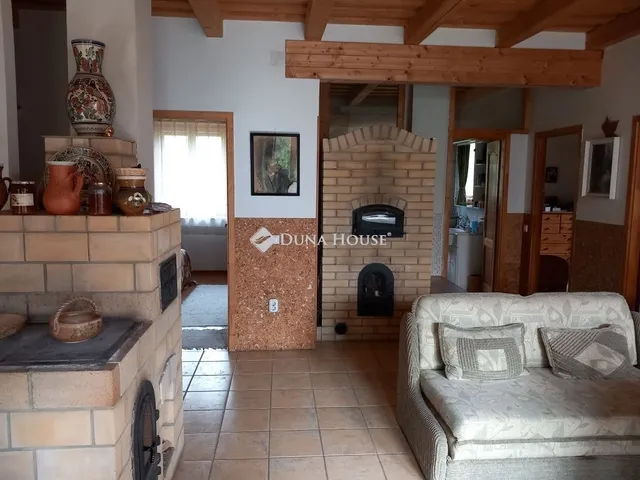 Eladó ház Bábonymegyer 180 nm