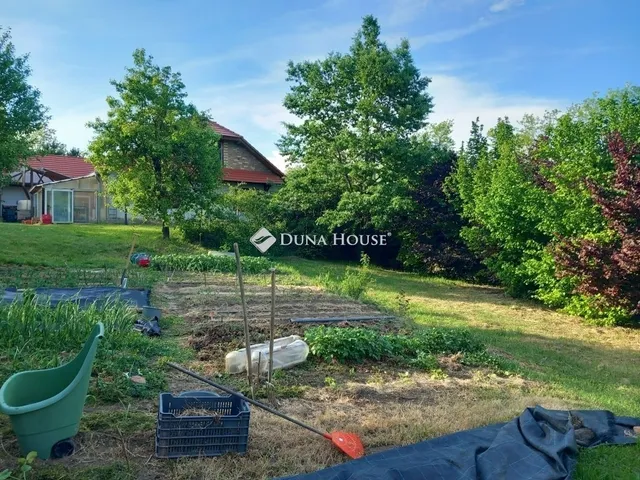 Eladó ház Bábonymegyer 180 nm