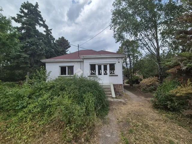 Eladó ház Enying 100 nm