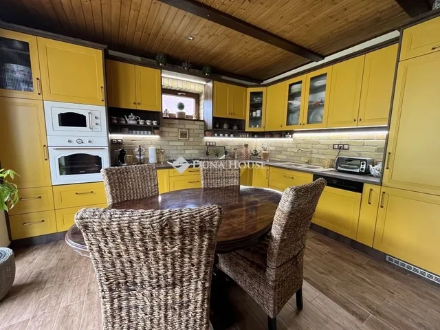 Eladó ház Zamárdi 160 nm