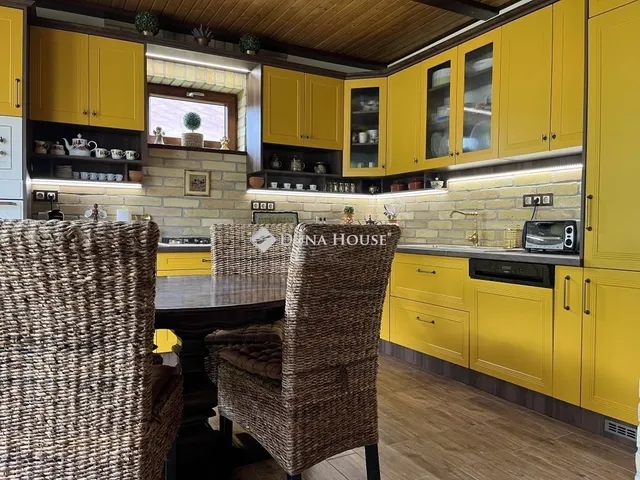 Eladó ház Zamárdi 160 nm