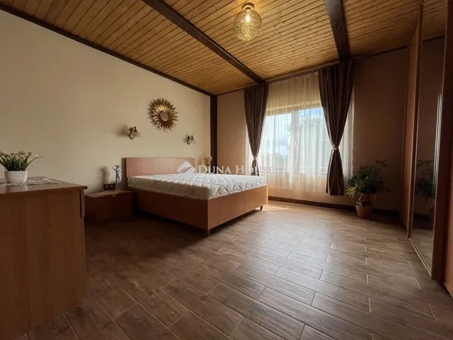 Eladó ház Zamárdi 160 nm