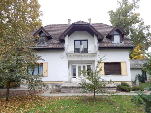 Eladó ház Siófok, Ezüstpart 91 nm