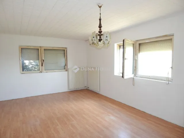 Eladó ház Dég 103 nm