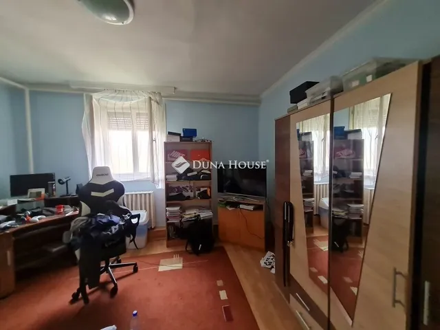 Eladó ház Enying 135 nm