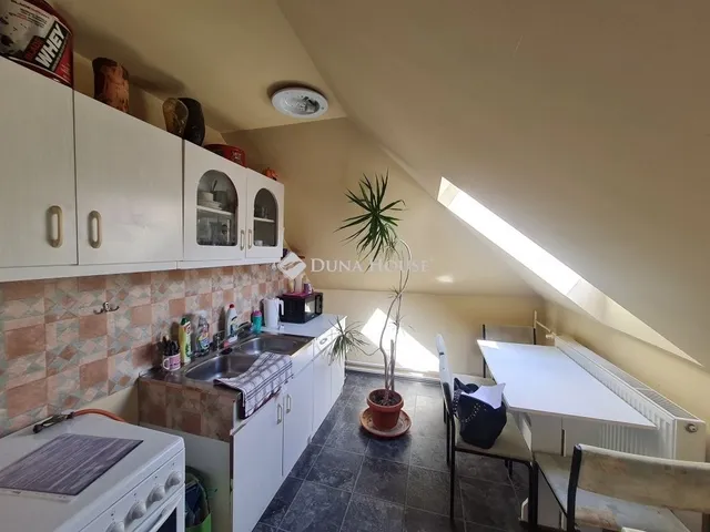 Eladó ház Enying 135 nm