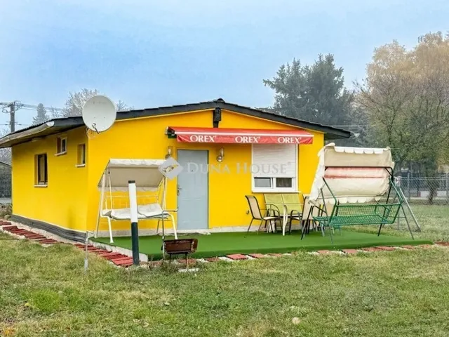 Eladó üdülő és hétvégi ház Siófok, Sóstó 88 nm