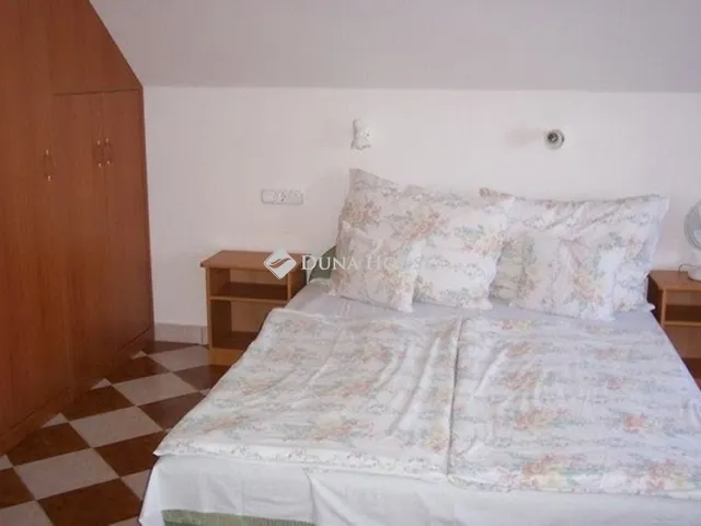 Eladó ház Balatonföldvár 270 nm