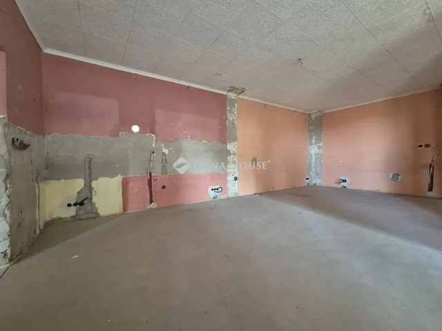 Eladó ház Enying 130 nm