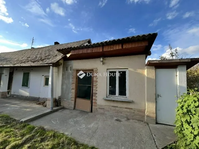 Eladó ház Iregszemcse 74 nm