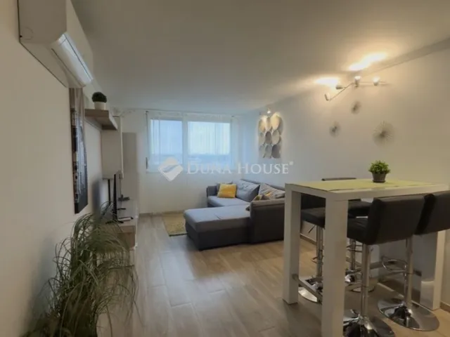 Eladó üdülő és hétvégi ház Siófok 42 nm