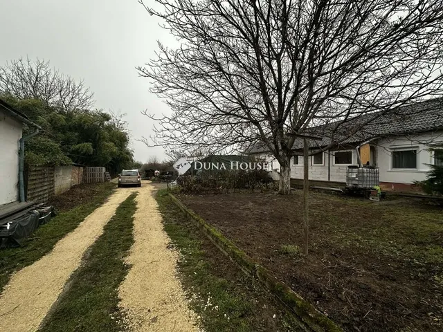 Eladó ház Ádánd 140 nm