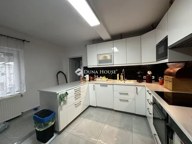 Eladó ház Ádánd 140 nm