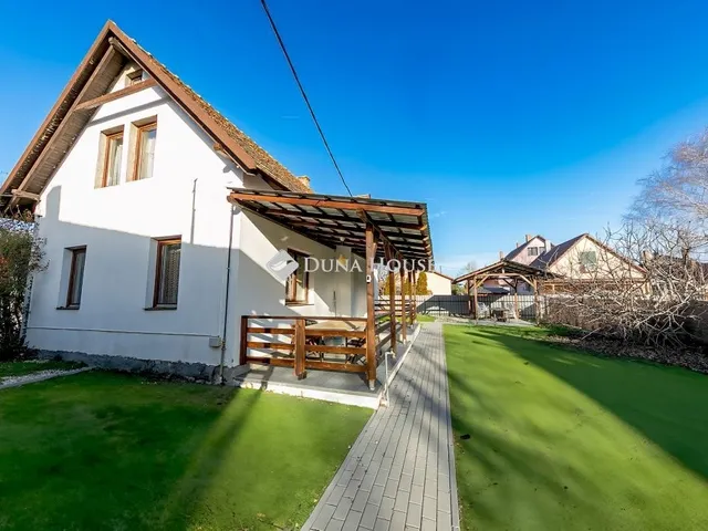 Eladó ház Siófok 215 nm