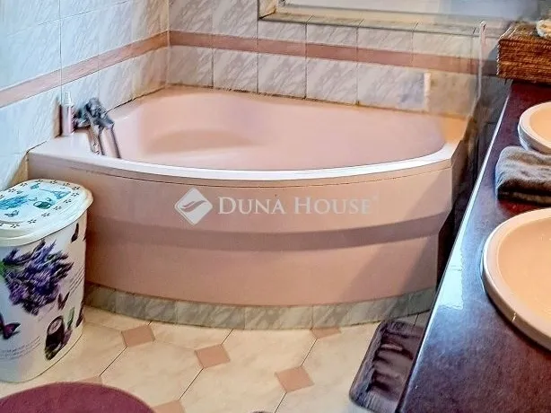 Eladó ház Siófok 338 nm