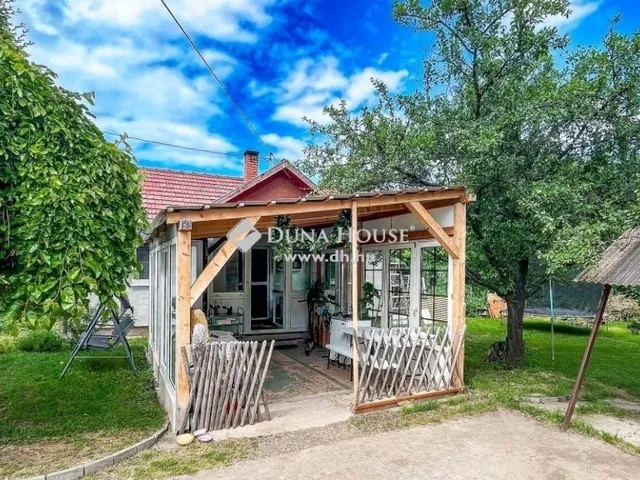 Eladó ház Ádánd 66 nm