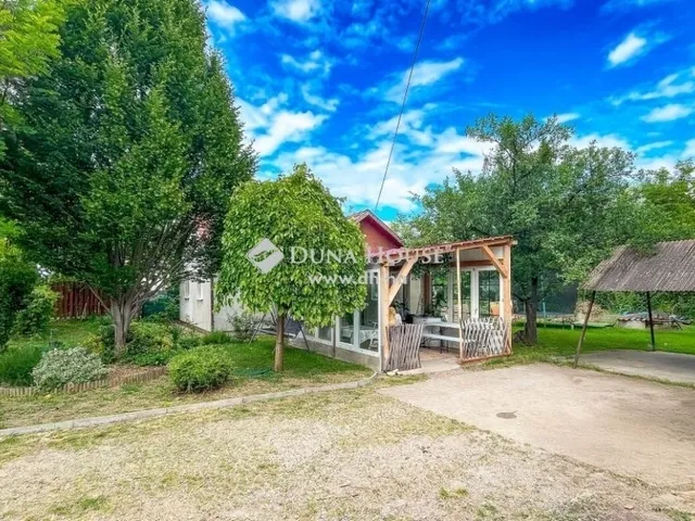 Eladó ház Ádánd 66 nm