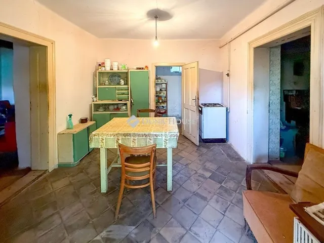 Eladó ház Lajoskomárom 90 nm