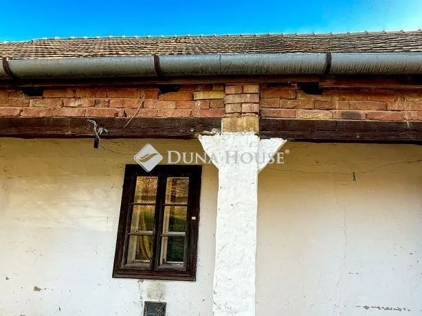 Eladó ház Lajoskomárom 90 nm