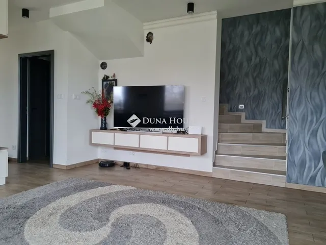 Eladó ház Siófok 211 nm