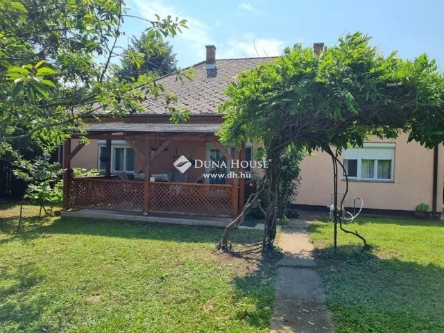 Eladó ház Balatonszemes 136 nm