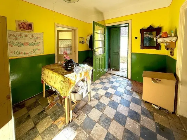 Eladó ház Lajoskomárom 67 nm