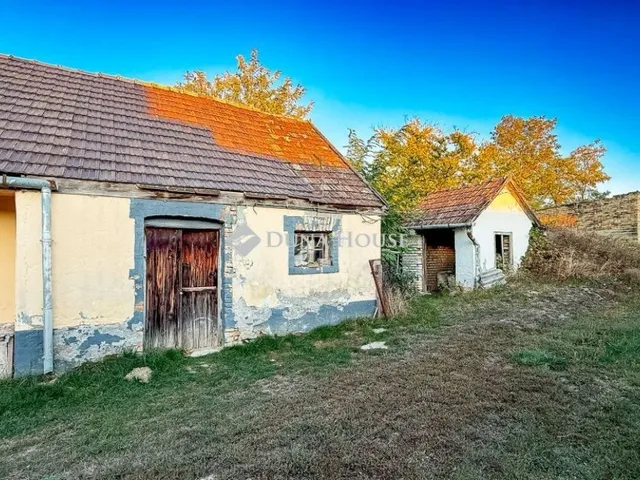 Eladó ház Lajoskomárom 62 nm