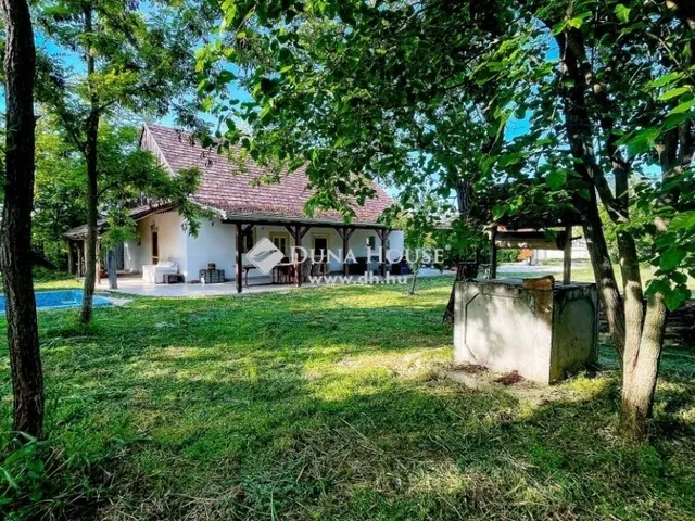 Eladó ház Ádánd 135 nm