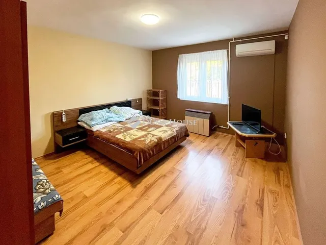 Eladó ház Siófok 300 nm