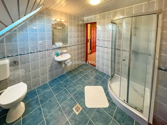 Eladó ház Siófok 300 nm