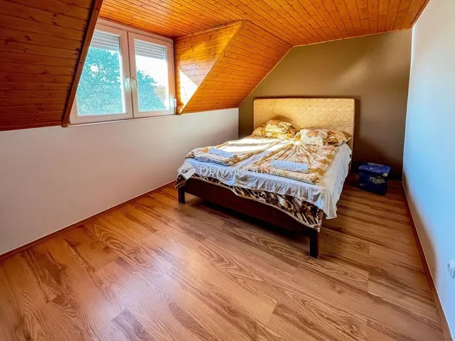 Eladó ház Siófok 300 nm