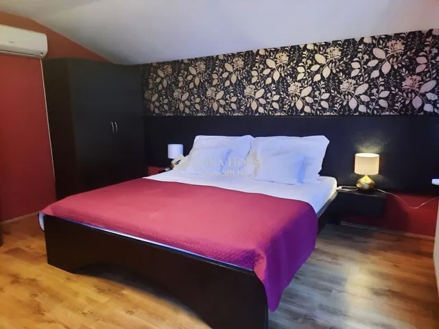 Eladó ház Siófok 202 nm