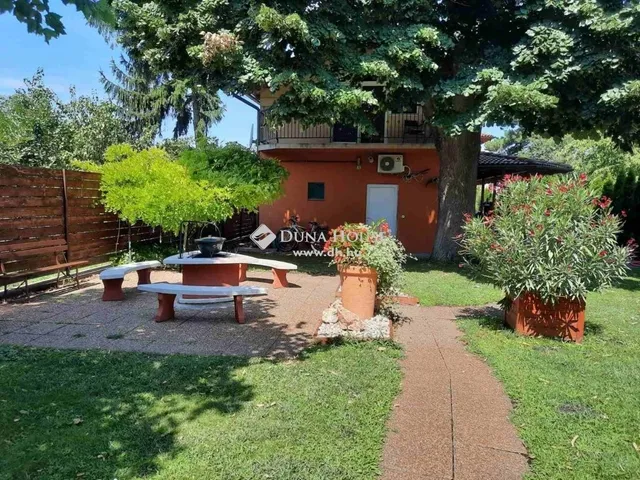 Eladó ház Siófok 202 nm