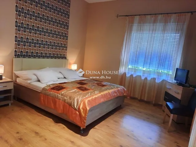 Eladó ház Siófok 202 nm