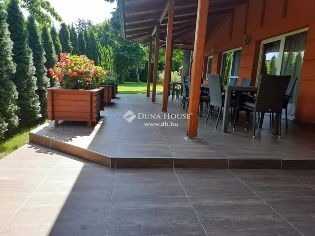 Eladó ház Siófok 202 nm