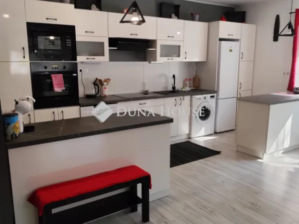 Eladó ház Siófok 144 nm