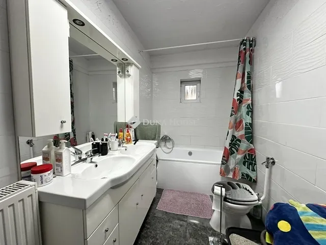 Eladó ház Ádánd 140 nm