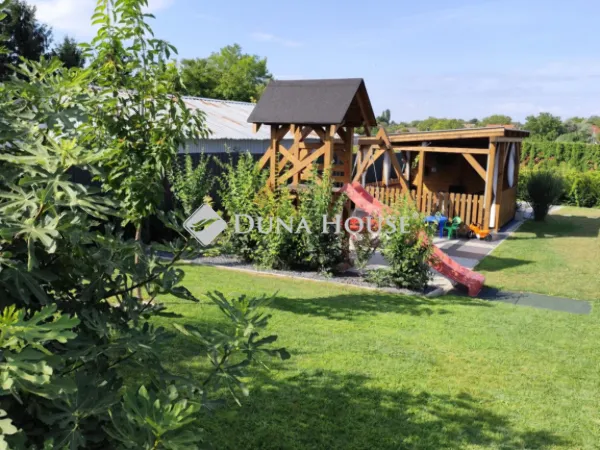 Eladó ház Siófok 144 nm