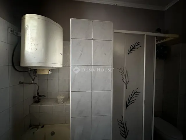 Eladó lakás Iregszemcse 77 nm