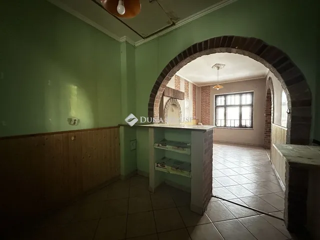 Eladó lakás Iregszemcse 77 nm