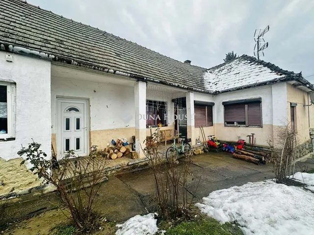 Eladó ház Szakály 100 nm