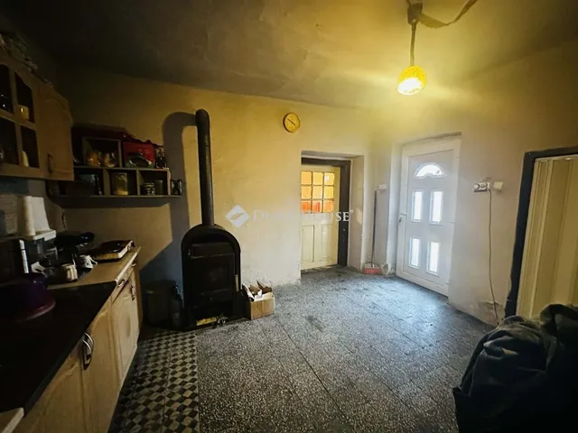 Eladó ház Szakály 100 nm