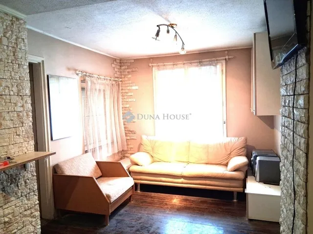 Eladó ház Tab 60 nm