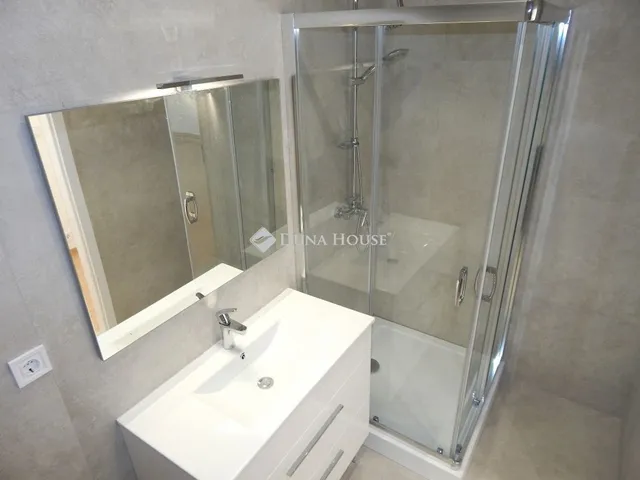 Eladó lakás Balatonföldvár 62 nm